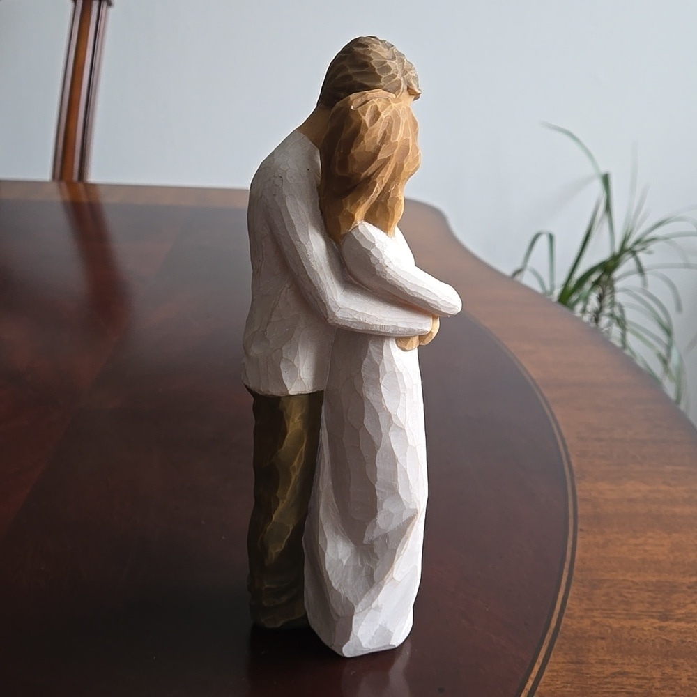 Willow Tree Figure - "Together" 2011 - Picture 4 of 7